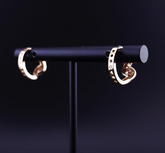 Kuldkõrvarõngad tsirkoonidega