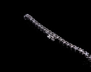 Kuldkäekett teemantidega