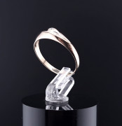 Gold ring with diamond