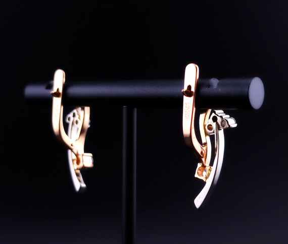 Золотые серьги с цирконами