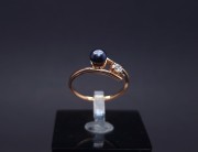 Gold ring with pearls and zircon