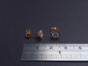 Gold earrings with zircons 