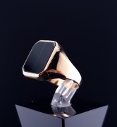Men's gold ring