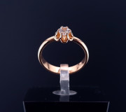 Gold ring with zircon