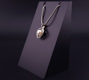 Gold pendant with pearls (NEW)