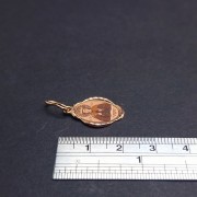 Gold pendant 