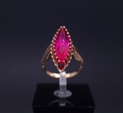 Vintage gold ring with colored stone