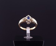 Gold ring with diamonds and sapphire (NEW)