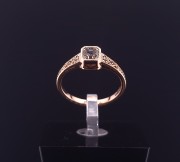 Gold ring with diamonds