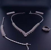 Kuldkäekett teemantidega  "Efe Model Jewellery"