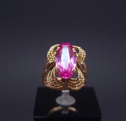 Vintage gold ring with colored stone