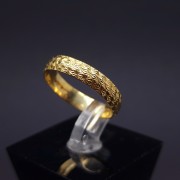 Gold wedding ring 