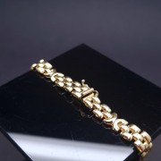 Gold bracelet 