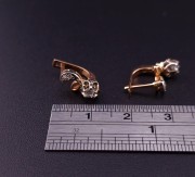 Золотые серьги с бриллиантами 