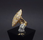 Gold ring with zircons