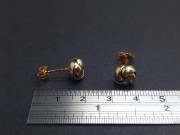 Gold earrings 