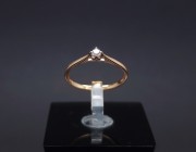 Gold ring with diamond