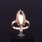 Gold ring 