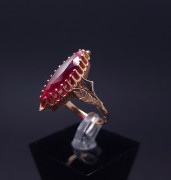 Vintage gold ring with colored stone