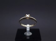 White gold ring with diamond