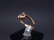 Gold ring with zircon