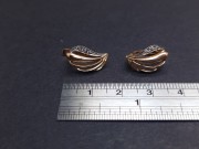 Gold earrings with zircons 