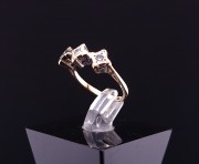 Gold ring with diamonds