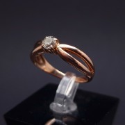 Золотое кольцо с бриллиантом 0.27Ct