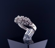 Kuldsõrmus teemantidega "Efe Model Jewellery"