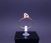 Gold ring 