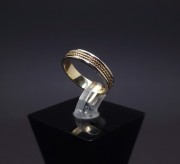 Gold wedding ring 