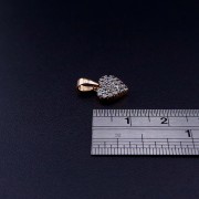 Золотая подвеска с цирконами