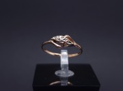 Gold ring 