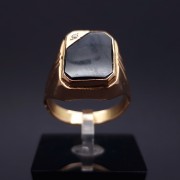 Men's gold ring