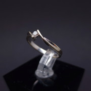 White gold ring with diamond