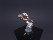 Gold ring with zircons