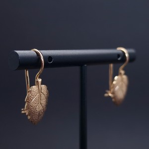 Vintage gold earrings 