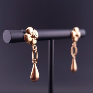 Vintage gold earrings 