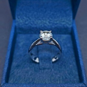Золотое кольцо с бриллиантом 1.14ct  J-SI1