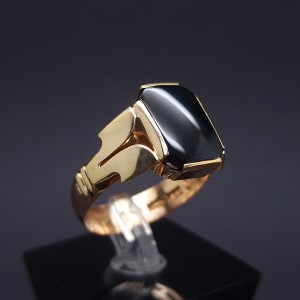 Men's gold ring