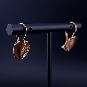 Gold earrings 