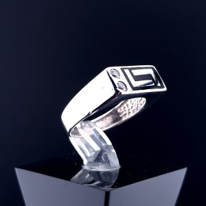 Silver ring 