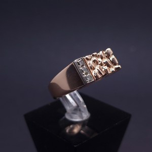 Men's gold ring with diamonds