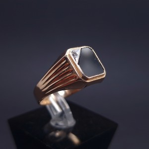 Men's gold ring