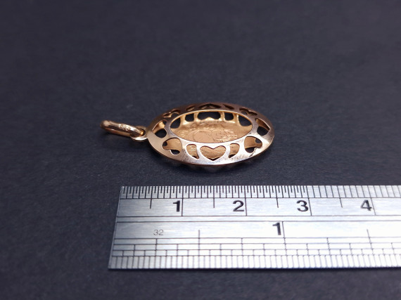 Gold Pendant 