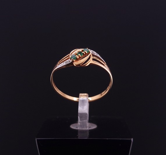 Gold ring with diamonds and colored stones