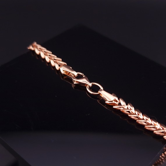 Gold bracelet with zircons