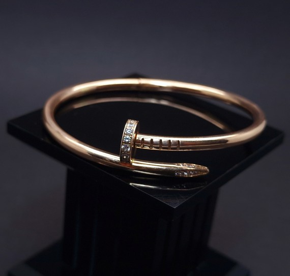 Gold bracelet  "Cartier" Replica