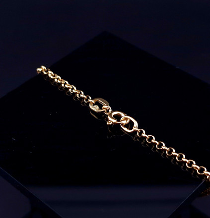 Gold bracelet 