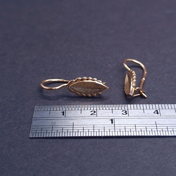 Vintage gold earrings 